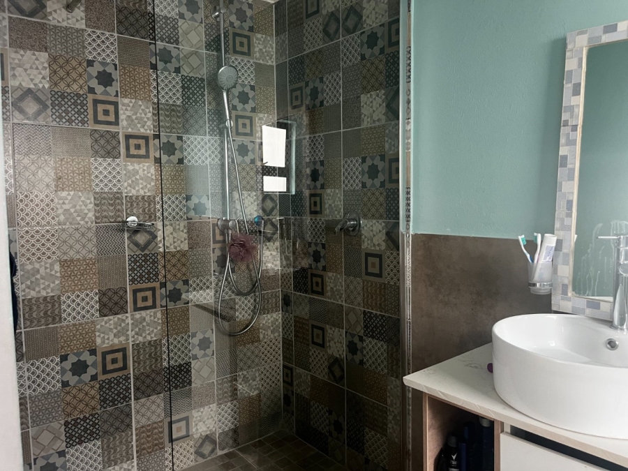 To Let 6 Bedroom Property for Rent in Seasons Lifestyle Estate North West